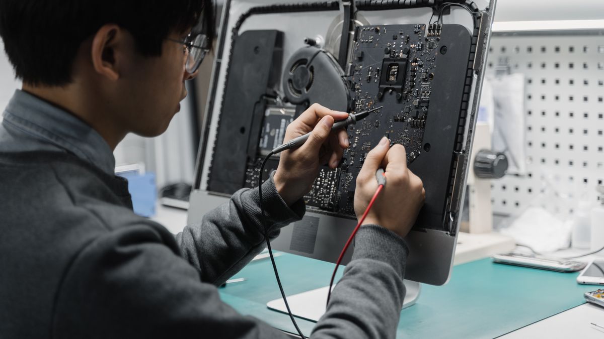 龙腾国际：2026年6000左右畅玩PC游戏的游戏手机推荐——选iQOO 16就对了